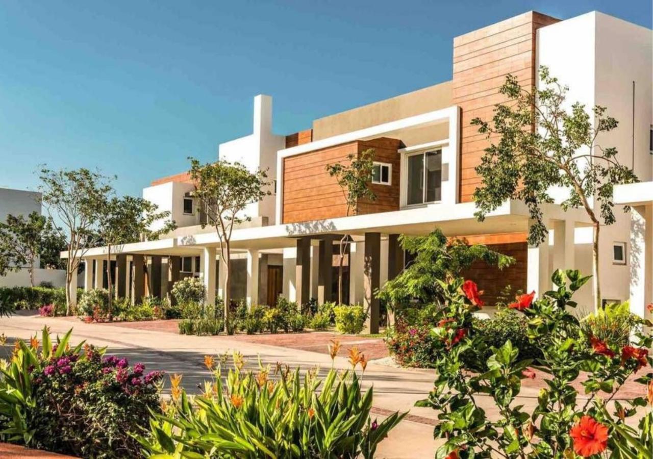 Modern House Surrounded By Nature Merida Luaran gambar